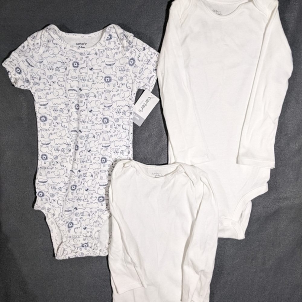 Unisex‎ Carter's bodysuits onesies size 24 months